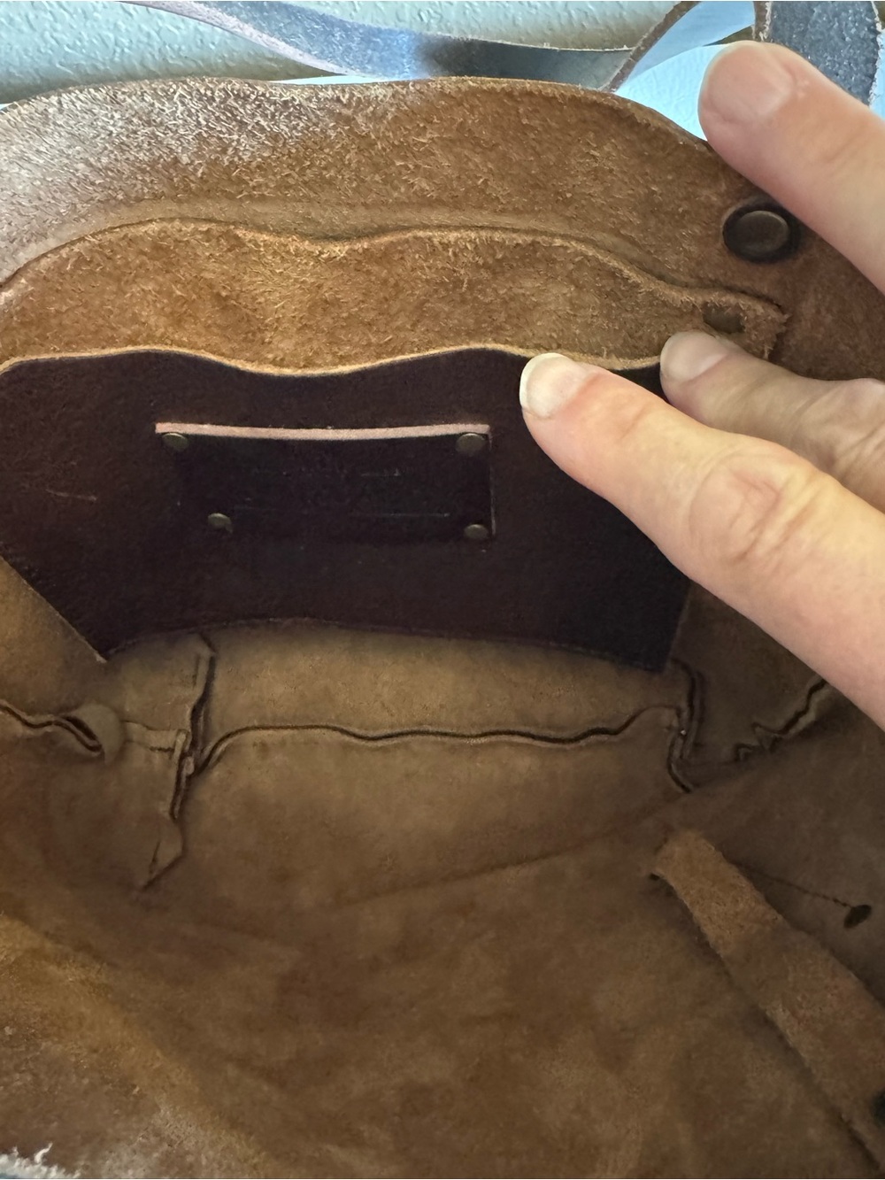 Portland Leather Goods Badlands Tote - Picture 4 of 9